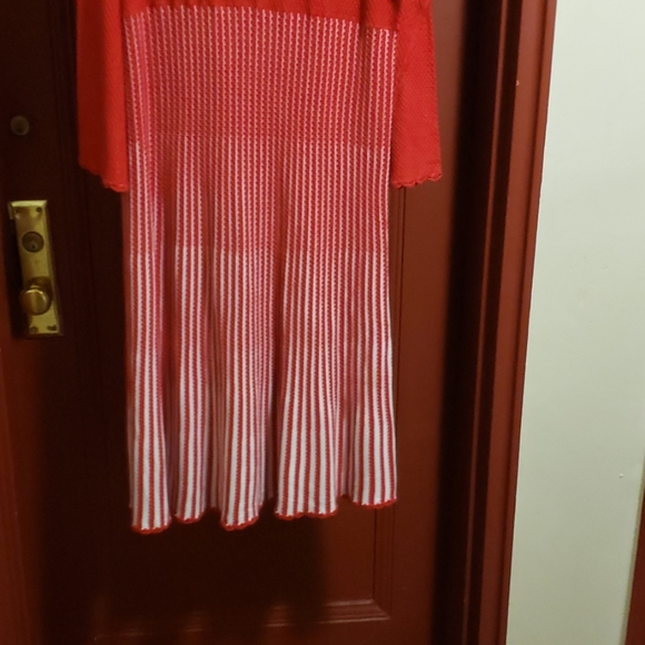 ASHRO LONG SLEEVE RED *WHITE DRESS SZ 2X - Picture 3 of 8